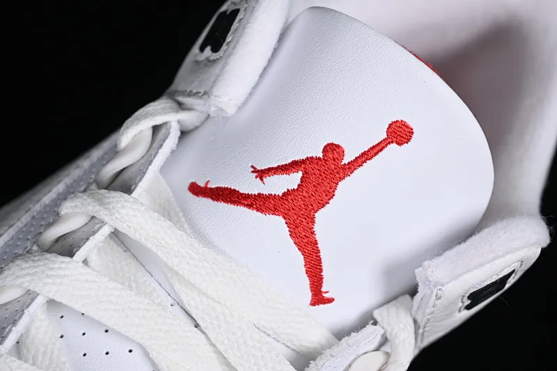All categories Air Jordan Jordan series basketball shoes Air Jordan 3 foreign trade version Air Jordan 3 "White Cement Reimagined" AJ3 Joe 3 new white cement replica basketball shoes DN3707-100